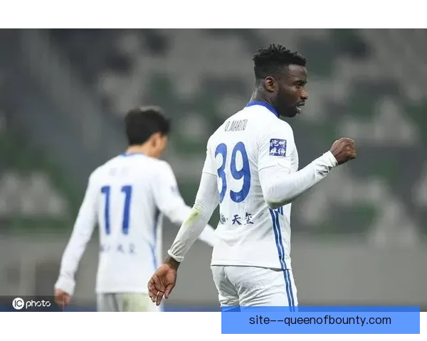 奥斯卡率领沧州锋线全面冲击对手防线展现强势攻击力